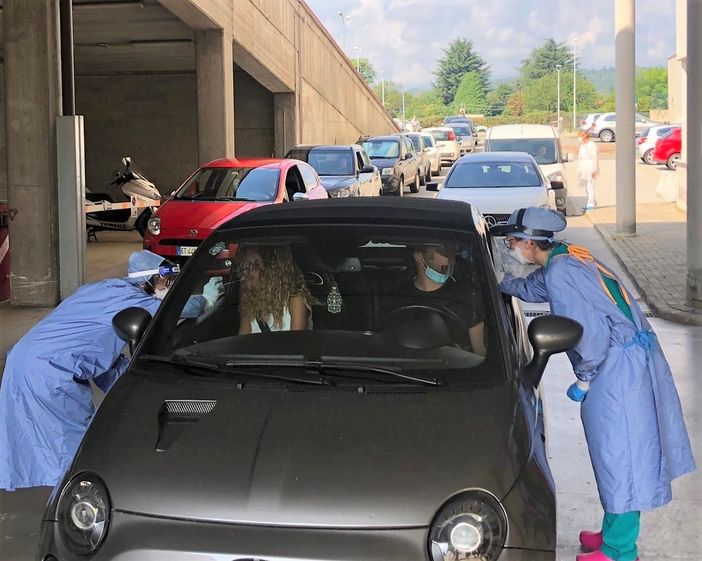 Covid, crollo dei ricoveri in Piemonte: -15 in terapia intensiva, gli altri sotto quota mille Covid, crollo dei ricoveri in Piemonte: -15 in terapia intensiva, gli altri sotto quota mille