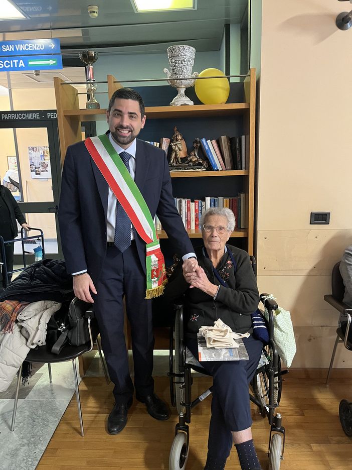 Grugliasco e la grande festa per i 100 anni di nonna Giovannina