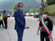 Alberto Cirio e un giovane studente