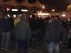 Foto della protesta tratta dalla pagina Facebook &quot;Frutta &amp; Verdura Noi Frutta S.a.s&quot;
