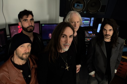 Gli Afterhours in tour per i 40 anni dal primo di disco: il concerto al Teatro Concordia di Venaria