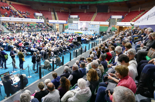 L'assemblea dei soci al Palazzetto dello Sport di Cuneo