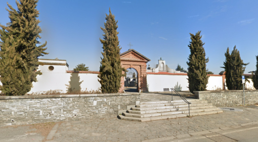 Fino al 4 novembre camposanto aperto con orario continuato dalle 8 alle 17.30 Fino al 4 novembre camposanto aperto con orario continuato dalle 8 alle 17.30