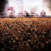 Flowers Festival da record, oltre 80mila spettatori trasformano Collegno nella capitale della musica Flowers Festival da record, oltre 80mila spettatori trasformano Collegno nella capitale della musica