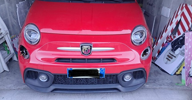 Alcuni dei veicoli rubati e danneggiati nel deposito Gtt Alcuni dei veicoli rubati e danneggiati nel deposito Gtt