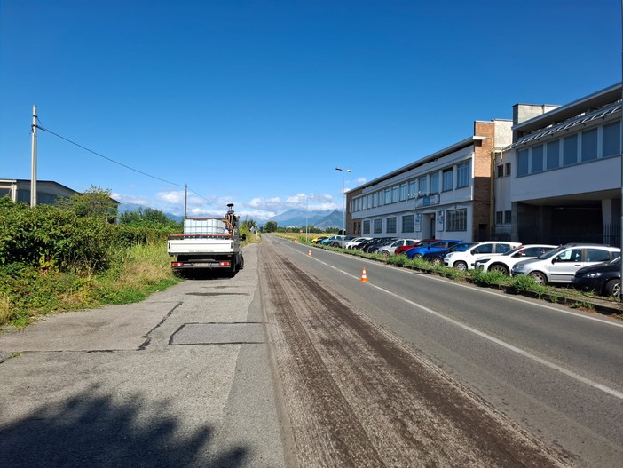 Partiti i lavori di riasfaltatura di Strada Antica di Grugliasco