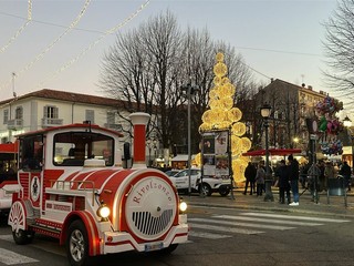 Dal Castello alla città: la magia del Natale invade Rivoli