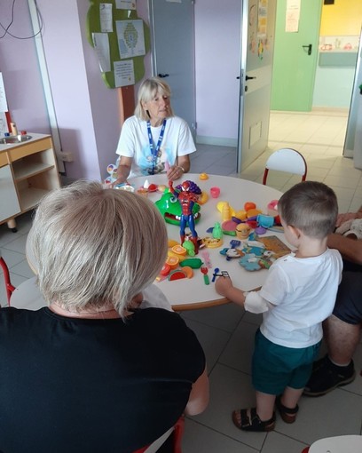 “perAmore, perABIO”: le pere più buone aiutano i bambini in ospedale “perAmore, perABIO”: le pere più buone aiutano i bambini in ospedale