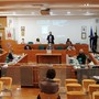 Foto di archivio di un Consiglio comunale a Grugliasco