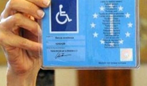 Permessi disabili: Rivoli introduce la consegna a domicilio