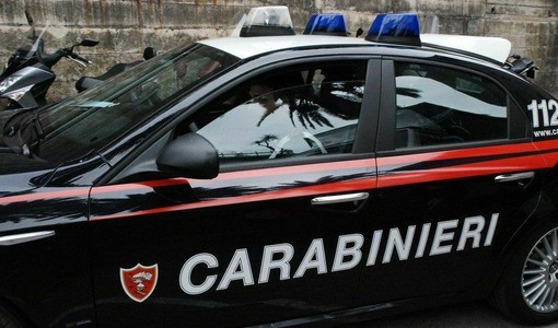 Rivoli, calci e pugni in un parco per un telefono: 14enne fermato e portato in carcere minorile un 14enne Rivoli, calci e pugni in un parco per un telefono: 14enne fermato e portato in carcere minorile un 14enne