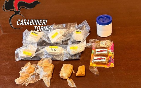 I carabinieri hanno arrestato 5 persone per droga nelle scorse ore