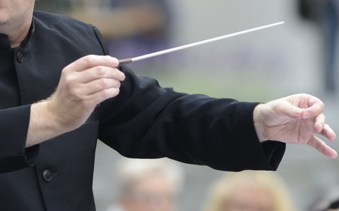 Grugliasco, concerto dell'orchestra Anniversarii: un viaggio musicale tra Beethoven e Mozart al parco culturale Le Serre