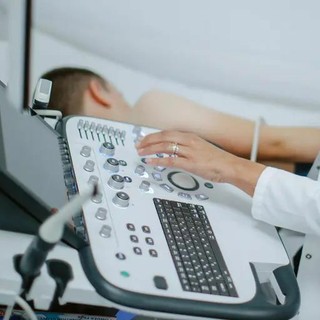 Rapporto Gimbe, il Piemonte maglia nera per i pediatri: quasi un cittadino su dieci rinuncia alle cure