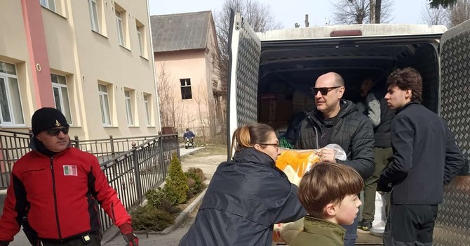 Rientrati dalla missione umanitaria in Ucraina i volontari dei Vigili del Fuoco