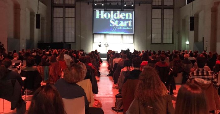 Holden Start, il festival dà il via all’anno più pazzo della scuola: “Adattiamoci al mondo con creatività” [VIDEO]