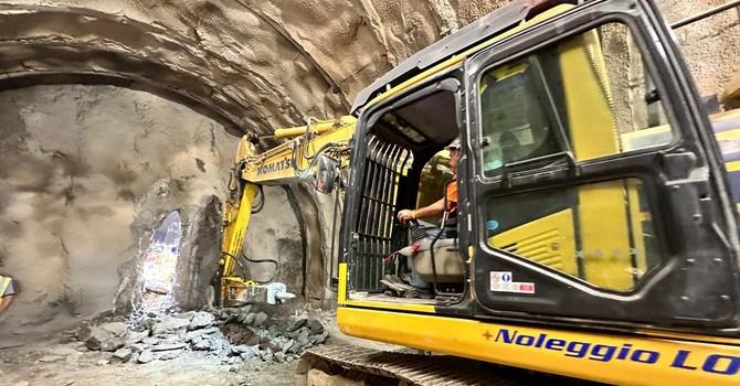 Lavori per la metro a Cascine Vica Lavori per la metro a Cascine Vica
