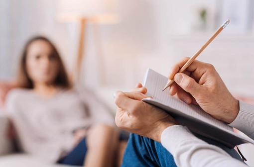 Stress da lavoro, 8 italiani su 10 a rischio. Boom di casi in Piemonte: +146% Stress da lavoro, 8 italiani su 10 a rischio. Boom di casi in Piemonte: +146%