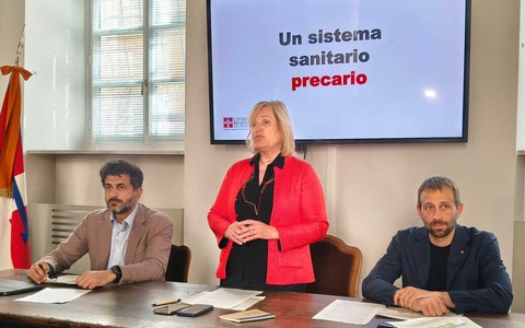 Sanità piemontese in crisi: nel 2025 fuga di medici e infermieri, PD all'attacco