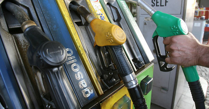 Benzina e diesel, stangata congelata per 48 ore: corsa contro il tempo per il controesodo Benzina e diesel, stangata congelata per 48 ore: corsa contro il tempo per il controesodo
