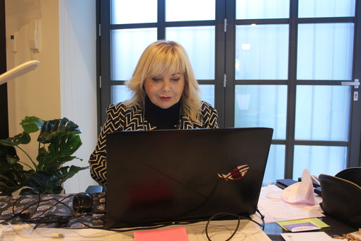 Claudia Gallipoli, Amministratore delegato dell'agenzia immobiliare Qui le Case più belle Claudia Gallipoli, Amministratore delegato dell'agenzia immobiliare Qui le Case più belle