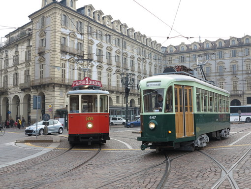 &quot;Riflessioni per non dimenticare&quot;: una domenica in tram a Torino con la Cojtà Grugliascheisa