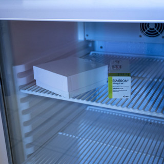 Dosi di vaccino anti Covid in frigo