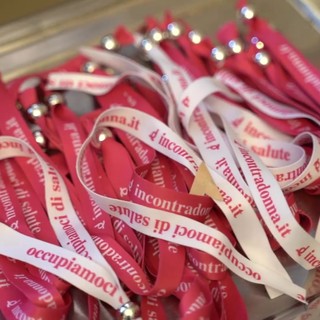 Tumori: Manifesto IncontraDonna, in cancro al seno più screening e test genetici Tumori: Manifesto IncontraDonna, in cancro al seno più screening e test genetici