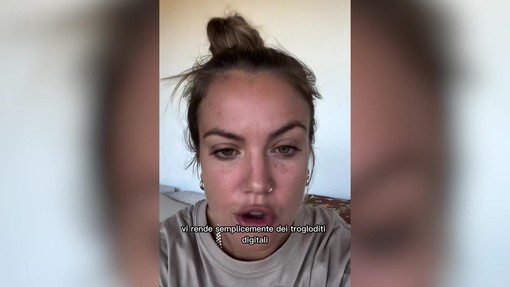 Lo sfogo di Alice De Andrè per i commenti sessisti: "Trogloditi digitali" Lo sfogo di Alice De Andrè per i commenti sessisti: "Trogloditi digitali"