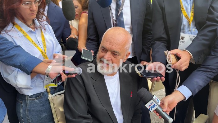 Edi Rama a Cernobbio: "La differenza tra Vannacci e Meloni? Giorgia è brava e bella"