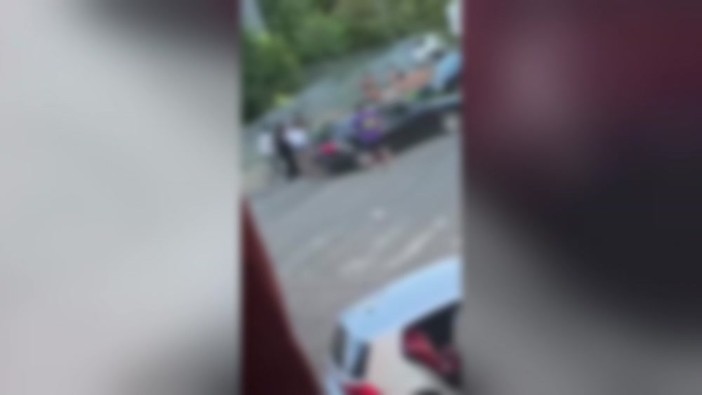 Rissa con spranghe tra famiglie Rom a Lanciano, donna investita da un'auto Rissa con spranghe tra famiglie Rom a Lanciano, donna investita da un'auto