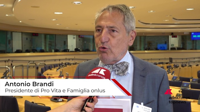 Brandi (Pro Vita): "Stop diktat ideologici Ue negli aiuti all'Africa, si rispetti libertà dei popoli" Brandi (Pro Vita): "Stop diktat ideologici Ue negli aiuti all'Africa, si rispetti libertà dei popoli"