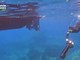 Ponza, 40 kg di hashish in una grotta a Ponza: l'intervento dei sommozzatori della Finanza – Video