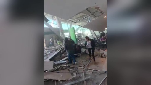 Terremoto in Colombia, crolli all'aeroporto di Pereira: le immagini dei danni
