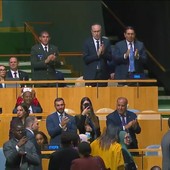 Netanyahu parla all'Onu e assemblea si svuota: "Codardi, andatevene"