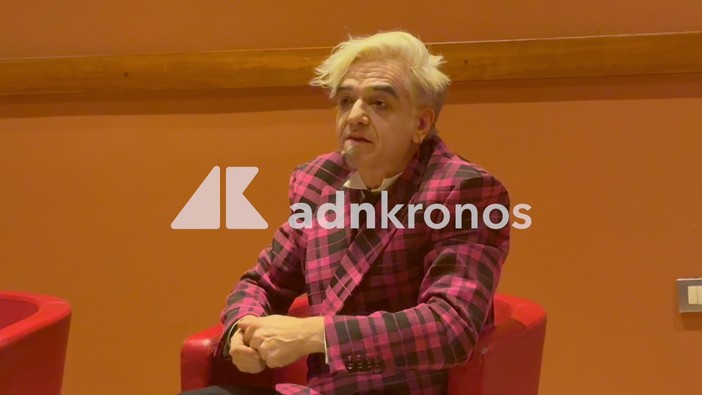 Morgan: "Sanremo è un grande evento, ma manca la musica. De Martino? Ottimo ballerino" Morgan: "Sanremo è un grande evento, ma manca la musica. De Martino? Ottimo ballerino"