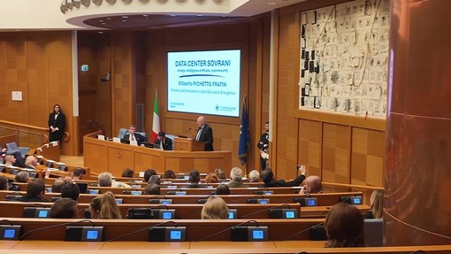 Data center e intelligenza artificiale, la sfida della sovranità digitale italiana
