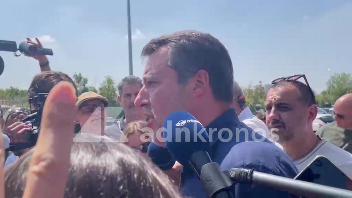 Caso Roggero, Salvini: "Sarei orgoglioso di poterlo candidare" Caso Roggero, Salvini: "Sarei orgoglioso di poterlo candidare"