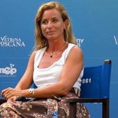 Beatrice Venezi replica alle polemiche: "Dirigere in Russia? Sono un'artista libera"