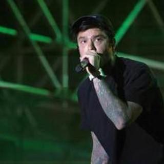 Fedez e Mr Marra denunciano in Procura: &quot;Due finti poliziotti sono venuti a cercarci&quot;