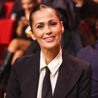 Samantha de Grenet: "Nel 1996 dovevo co-condurre Sanremo , poi scelsero Ferilli" Samantha de Grenet: "Nel 1996 dovevo co-condurre Sanremo , poi scelsero Ferilli"