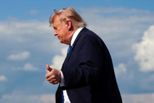 Trump ha deciso, nuovo attacco Usa contro Iran: "Teheran deve arrendersi"