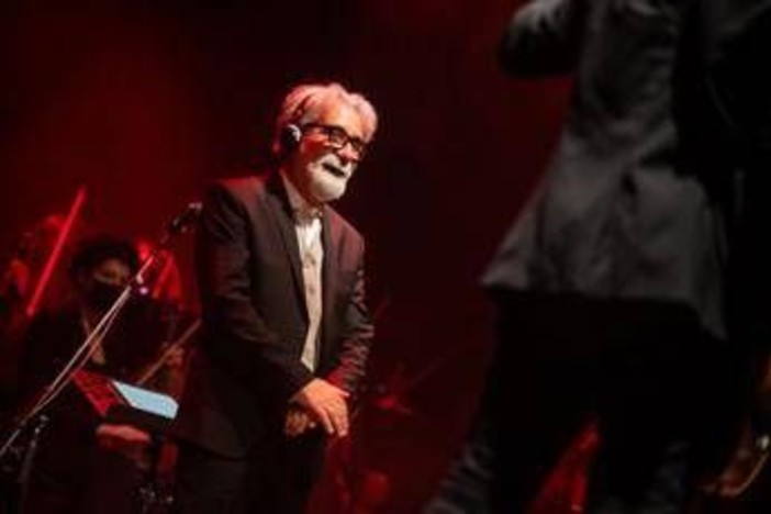 Sanremo 2026, omaggio a Peppe Vessicchio: l'indimenticabile maestro Sanremo 2026, omaggio a Peppe Vessicchio: l'indimenticabile maestro