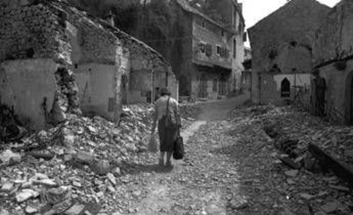 Bosnia, 30 anni fa a Dayton gli accordi che misero fine alla guerra Bosnia, 30 anni fa a Dayton gli accordi che misero fine alla guerra