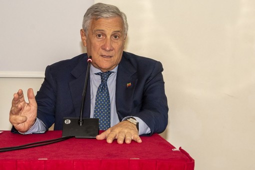 Tajani “Crescita salari e diritti lavoratori vanno di pari passo”