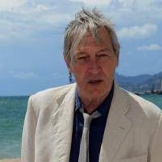 È morto Carlo Cecchi, attore che ha segnato il teatro d'autore È morto Carlo Cecchi, attore che ha segnato il teatro d'autore