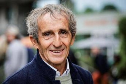 Paura per Alain Prost, l'ex campione di F1 rapinato e aggredito nella villa di Nyon Paura per Alain Prost, l'ex campione di F1 rapinato e aggredito nella villa di Nyon