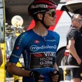 Giro d'Italia, Vingegaard vince 14esima tappa e conquista maglia rosa Giro d'Italia, Vingegaard vince 14esima tappa e conquista maglia rosa