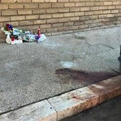 Ostia, sangue in strada dopo l'omicidio‑suicidio di tre giorni fa: residenti sotto choc