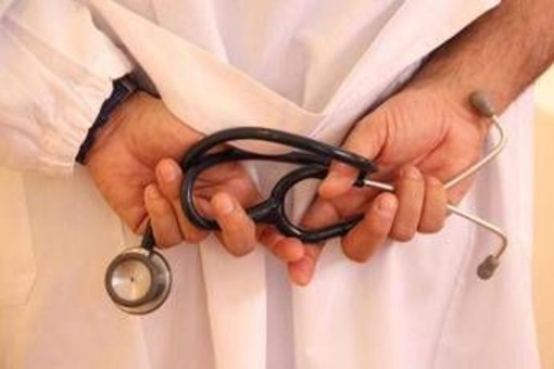 Tramonta mito influencer, per giovani meglio medico o insegnante